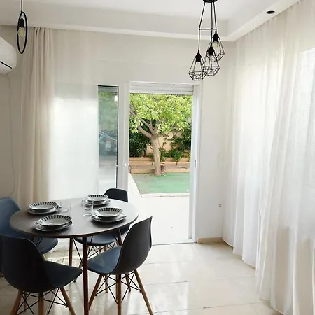 Kallikratis Near Athens Airport Appartement